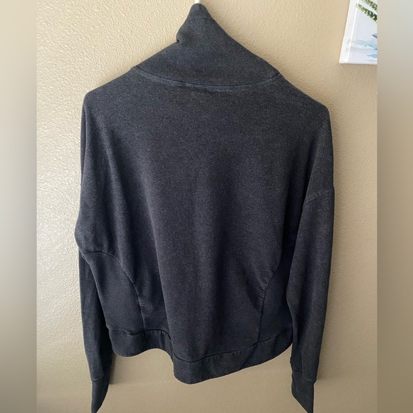 Sweaty Betty Funnel Neck Luxe Fleece Cropped Yoga Sweatshirt - Picture 5 of 10